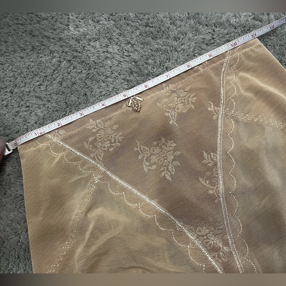 Shapewear‎ bundle - Picture 2 of 2